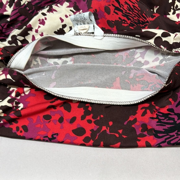 George Stretch Skirt. Medium - Picture 6 of 7